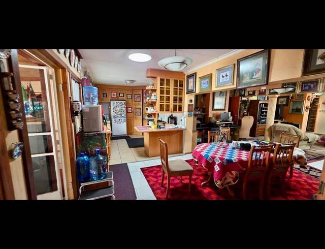 3 BEDROOM HOUSE FOR SALE IN VAN RIEBEECK PARK